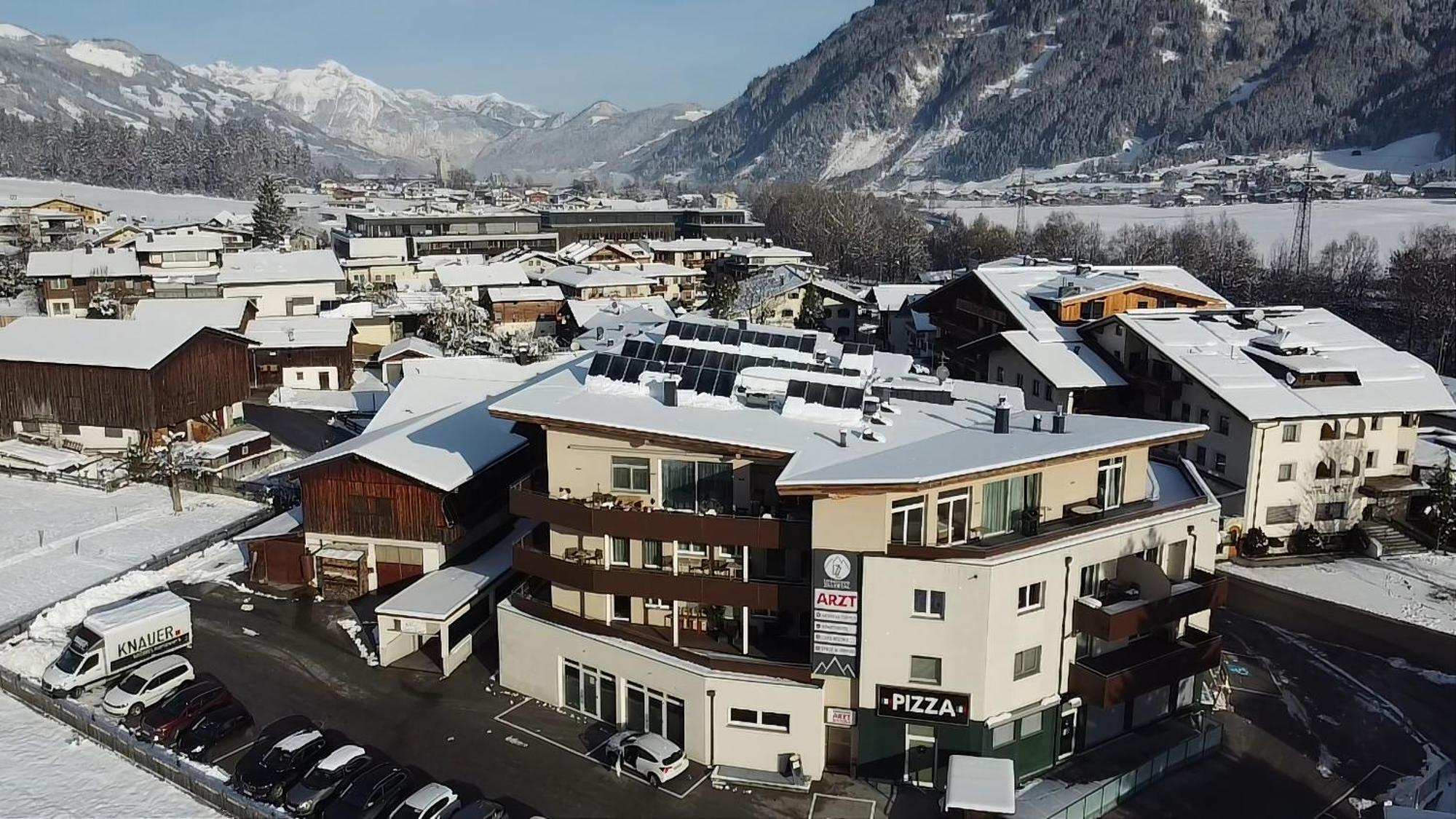 Aparthotel Alptirol 4*