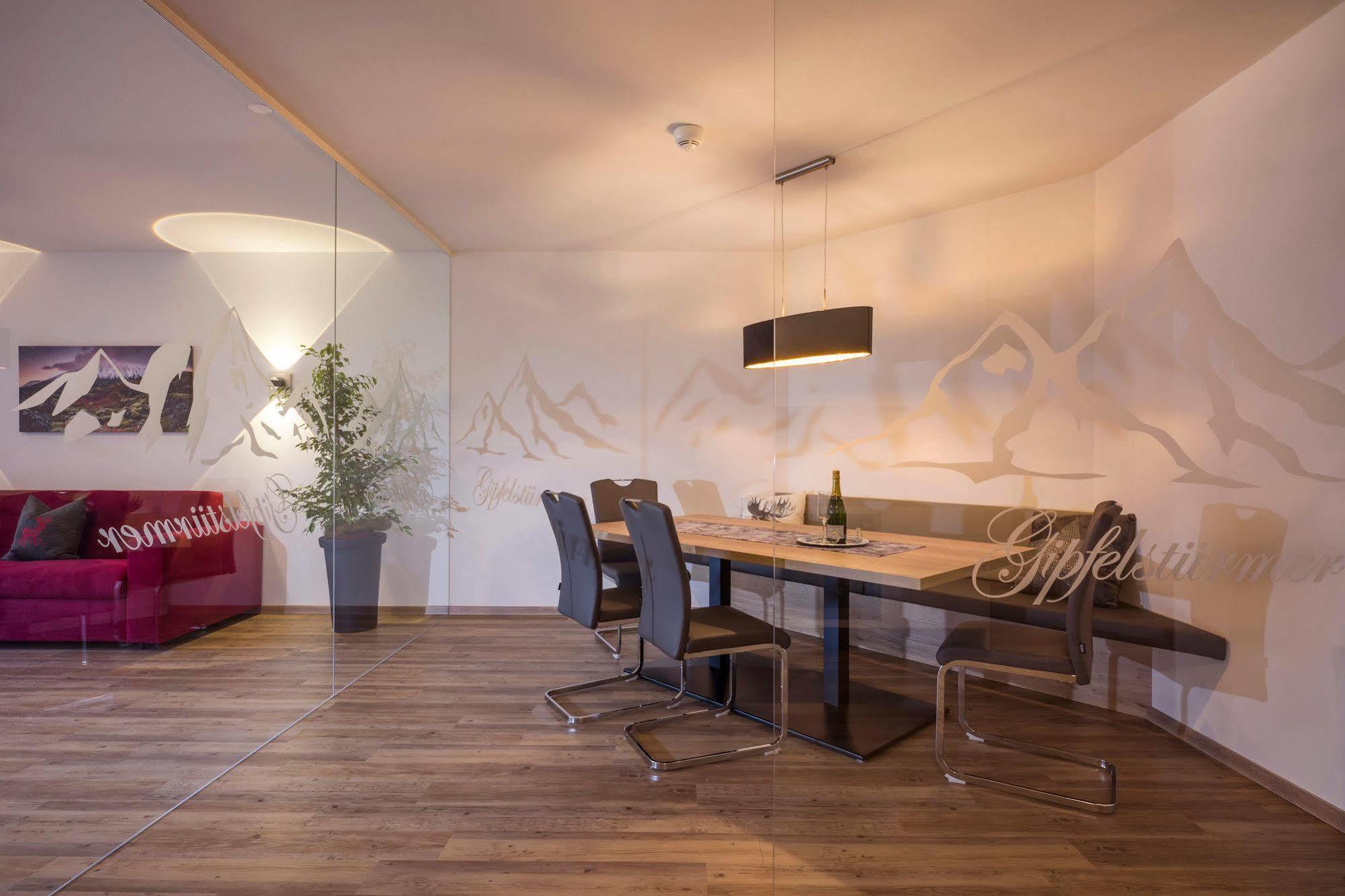 Alptirol Aparthotel 4*